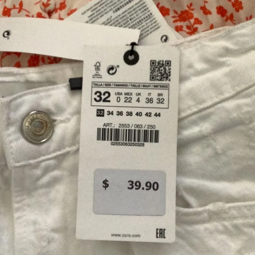 NWT Zara High Waisted Shorts 🖤🖤🖤 - Picture 2 of 9